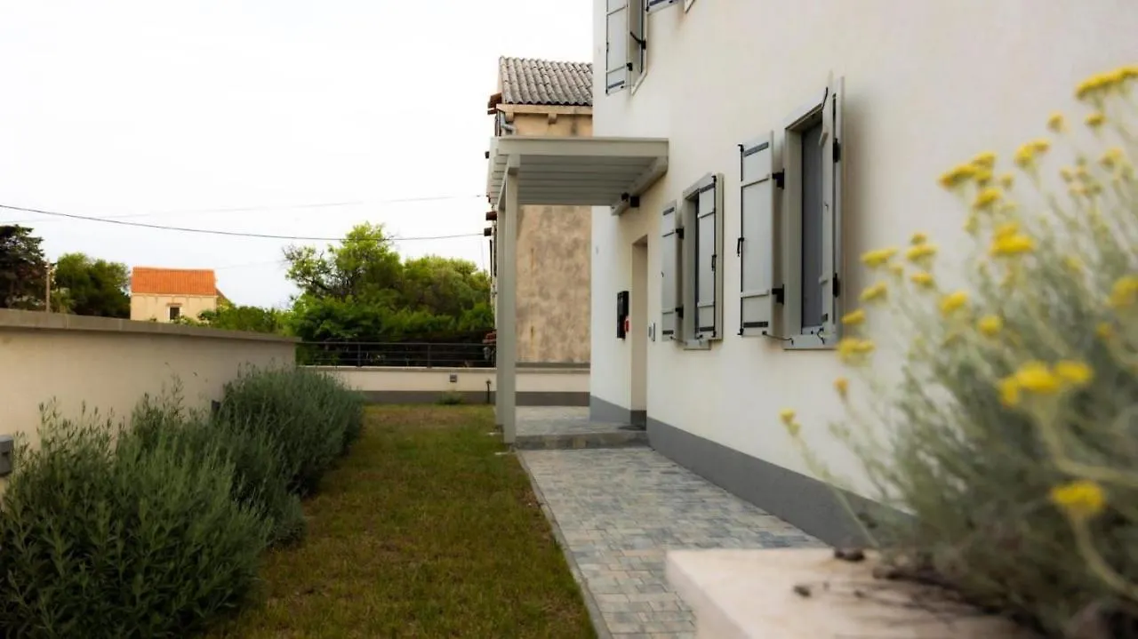 Beautiful New Apartment Ancora 2 Nerezine 0*,